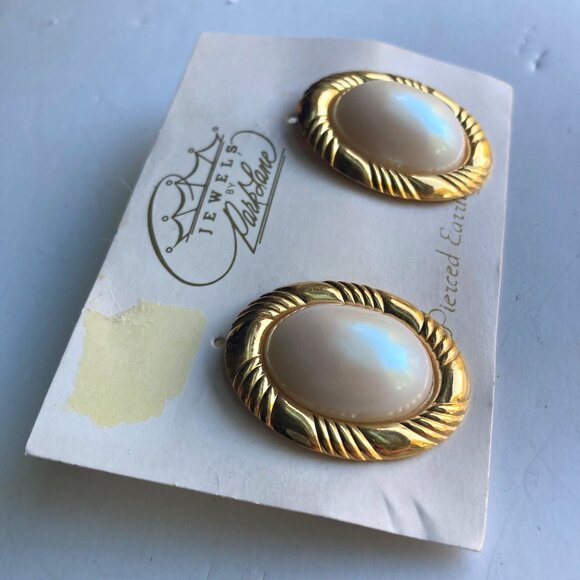 Vintage Park Lane Faux Pearl Oval Clip On Earrings Gold Tone 90s Regencycore - Picture 7 of 8